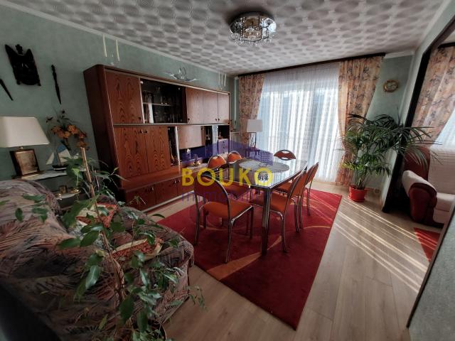 APPARTEMENT 3 CHAMBRES GARAGE ET CAVE