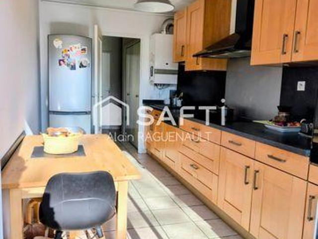 Appartement 3 chambres, Lyon 8e Arrondissement Rhône 69008 ES99805795