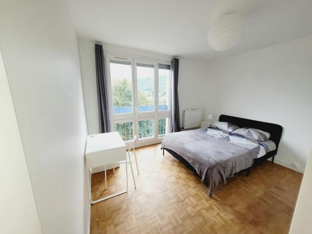 Appartement 3 chambres, Saint Saint 38400 DS84460635