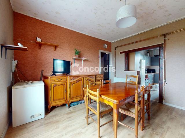 Appartement 3 chambres+ terrasse + jardin + stationnement