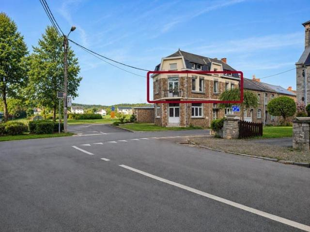 APPARTEMENT 3 CHAMBRES VUE MEUSE