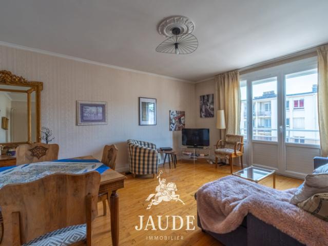 Appartement 3 chambres 74 m2 Clermont Ferrand