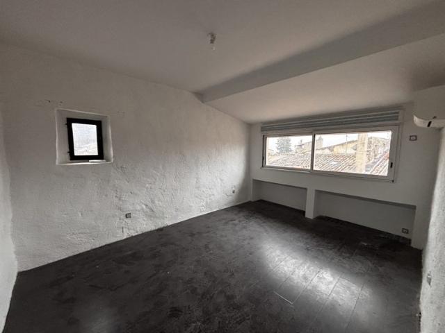 APPARTEMENT 3 CHAMBRES 80M²