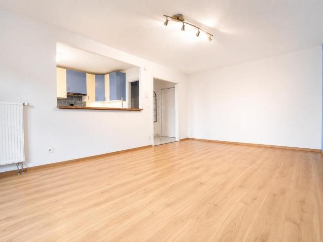 Appartement 3 pces 69m2 en rez de jardin à Strasbourg Poteri. 69m² Strasbourg