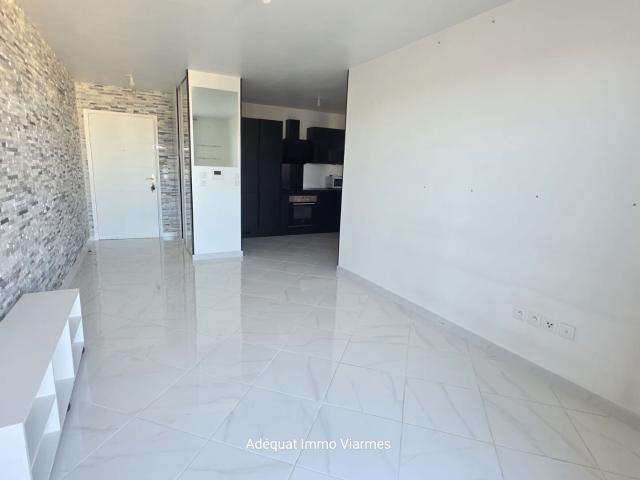 Appartement 3 pièce s / 2 ch 58.20 m2 BALCON 2 PLACES VEHICULES