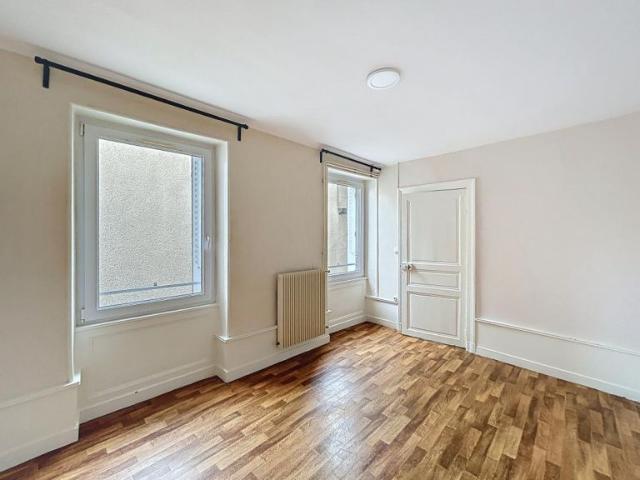 Appartement 3 pièce s 2 chambre s 55 m²