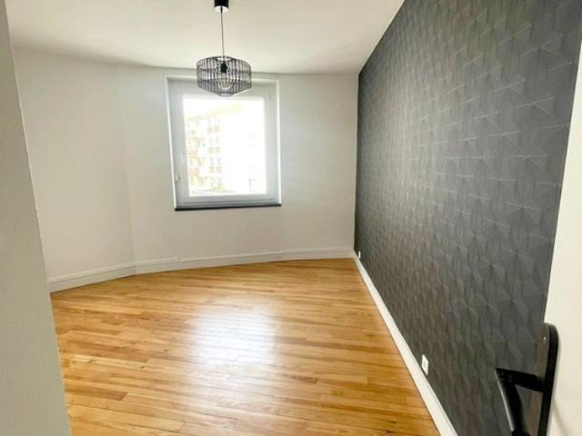 Appartement 3 pièce s 2 chambre s 56 m²