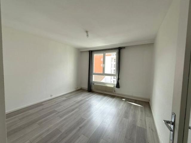 Appartement 3 pièce s 2 chambre s 61 m²