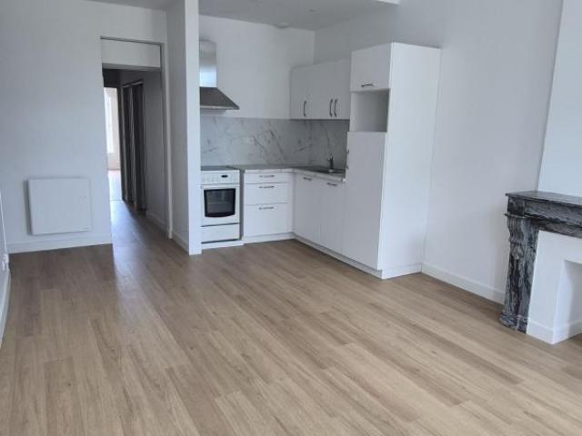 Appartement 3 pièce s 2 chambre s 65 m²