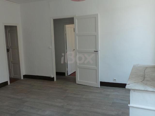 Appartement 3 pièce s 2 chambre s 66.73 m²