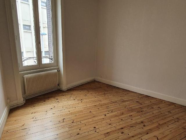 Appartement 3 pièce s 2 chambre s 70.42 m²