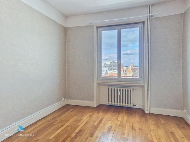 Appartement 3 pièce s 2 chambre s 72 m²