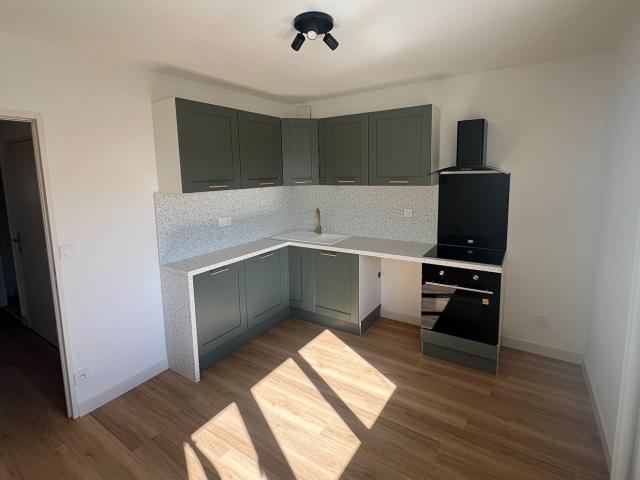Appartement 3 pièce s 2 chambre s 78 m²