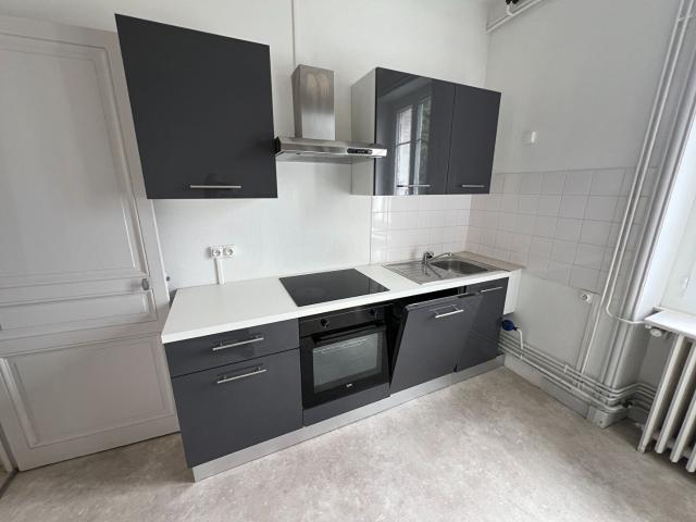 Appartement 3 pièce s 2 chambre s 83 m²