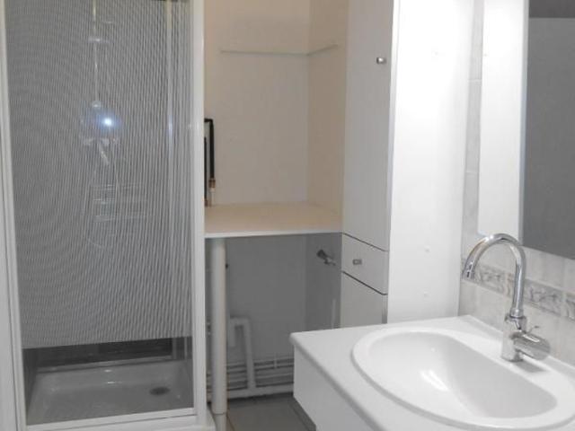 APPARTEMENT 3 pièce s 53m²