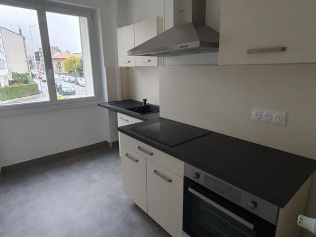APPARTEMENT 3 pièce s 61m²