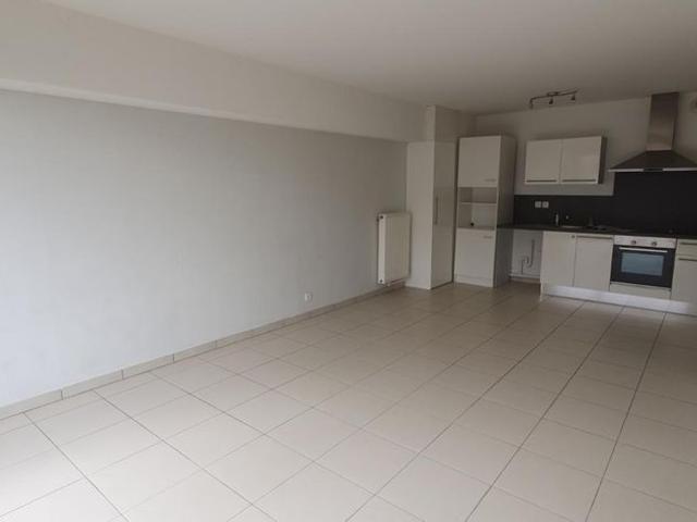 APPARTEMENT 3 pièce s 61m²