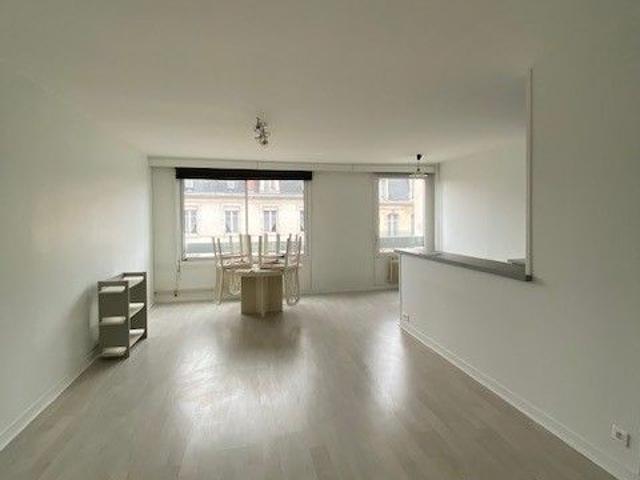 APPARTEMENT 3 pièce s 64m²