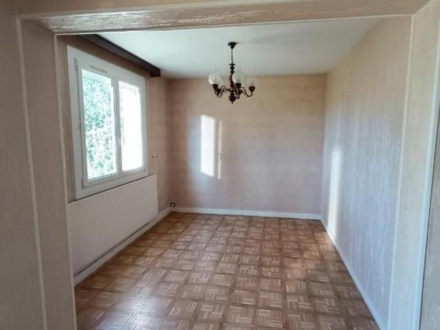 APPARTEMENT 3 pièce s 65m²