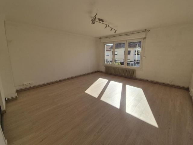APPARTEMENT 3 pièce s 67m²