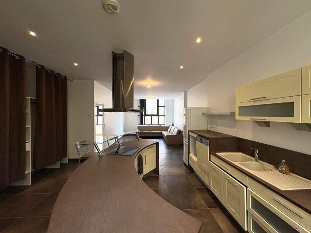 APPARTEMENT 3 PIECE S 70.47 m2 CENTRE VILLE