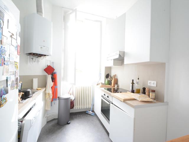 Appartement 3 pièce s 78.69 m2 BORDEAUX