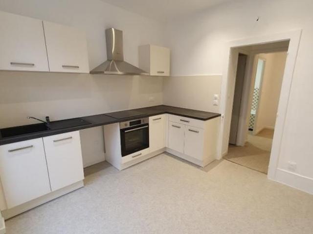 APPARTEMENT 3 pièce s 94m²