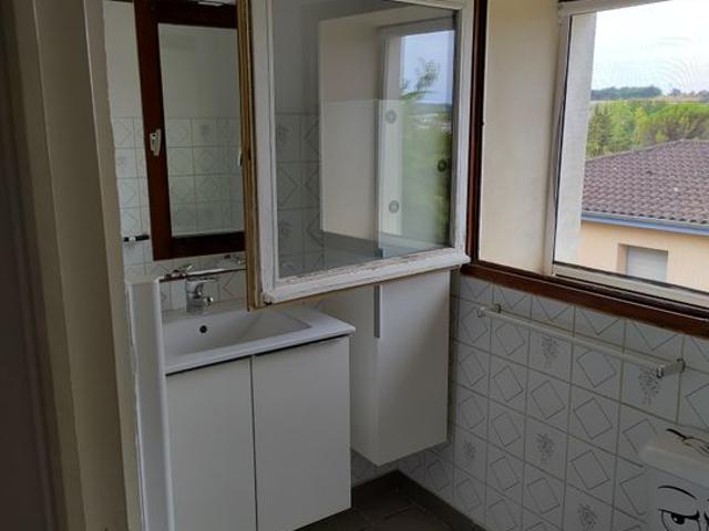 Appartement 3 pièces, 43 m² à louer à Auch 32000