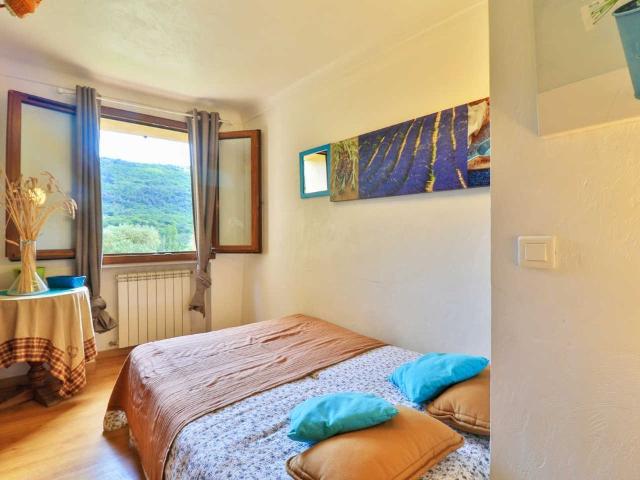 Appartement 3 pièces, 43 m² à louer à Le Bar sur Loup 06620