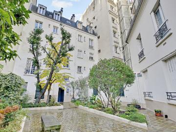 Auteuil Paris, Square Tolstoï - Cave, Cuisine équipée