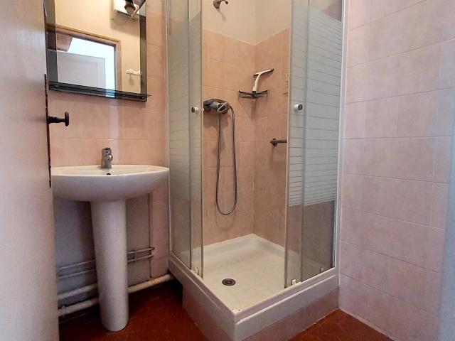 Appartement 3 pièces, 41 m² à louer à Jouques 13490
