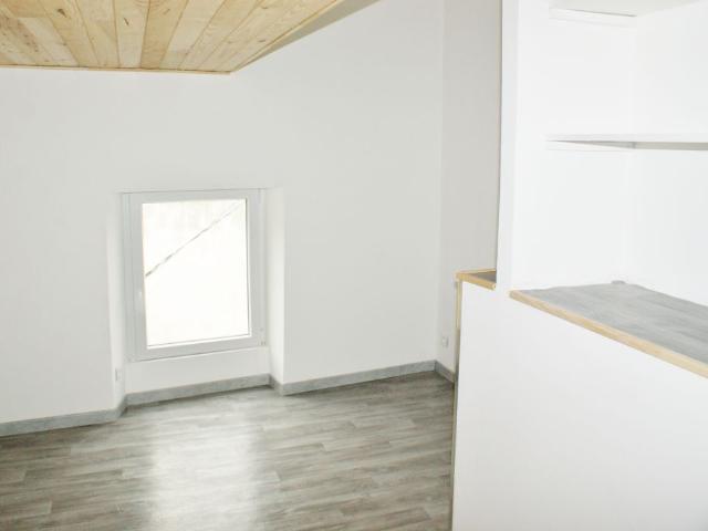 Appartement 3 pièces, 41 m² à louer à Montélimar 26200