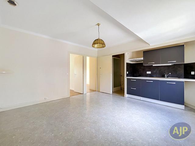 Appartement 3 pièces 42 m²
