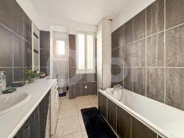 Appartement 3 pièces, 47 m² à louer à Toulon 83200