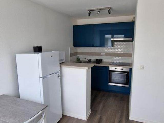 Appartement 3 pièces, 47 m² à louer à Bègles 33130