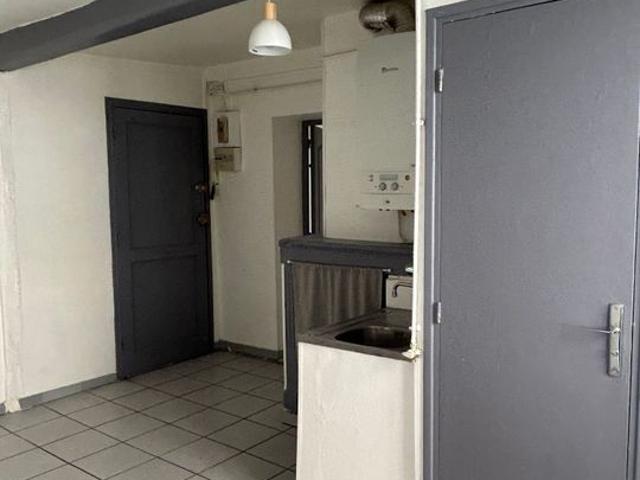 Appartement 3 pièces, 47 m² à louer à Lyon 1 69001