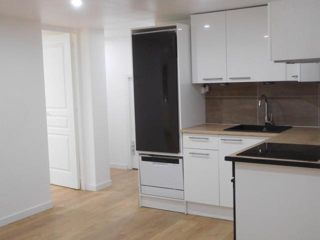 Appartement 3 pièces, 44 m² à louer à Nantua 01130
