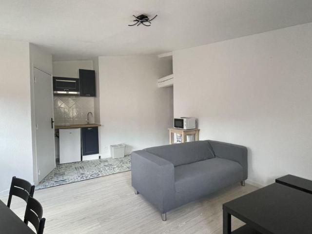 Appartement 3 pièces, 45 m² à louer à Thiers 63300