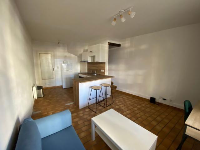 Appartement 3 pièces, 45 m² à louer à Arles 13104