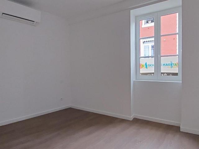 Appartement 3 pièces, 46 m² à louer à Couzon au Mont d'Or 69270
