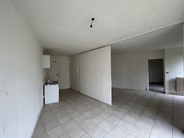 Appartement à vendre à Magny-Lambert - Cave