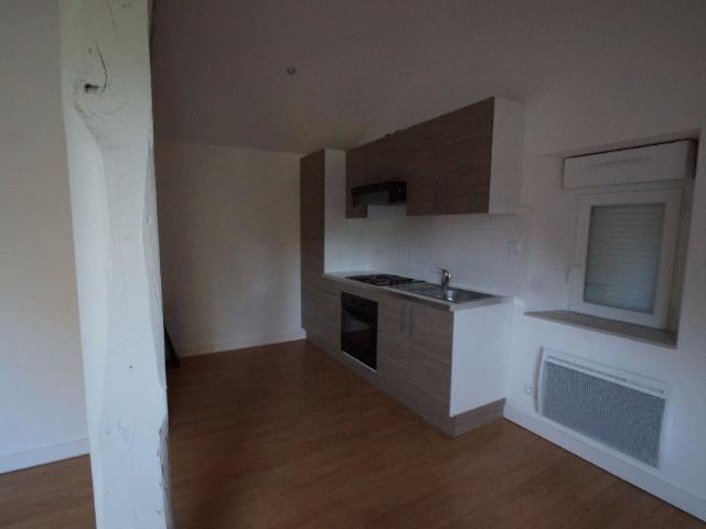 Appartement 3 pièces, 49 m² à louer à Croutelle 86240