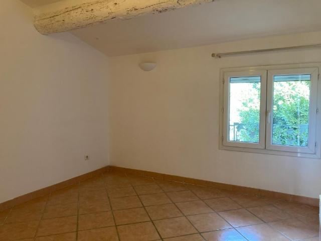 Appartement 3 pièces, 53 m² à louer à Éguilles 13510