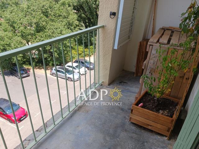 Appartement 3 pièces, 53 m² à louer à Grasse 06130