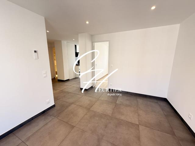 Appartement 3 pièces, 53 m² à louer à Le Pont de Claix 38800