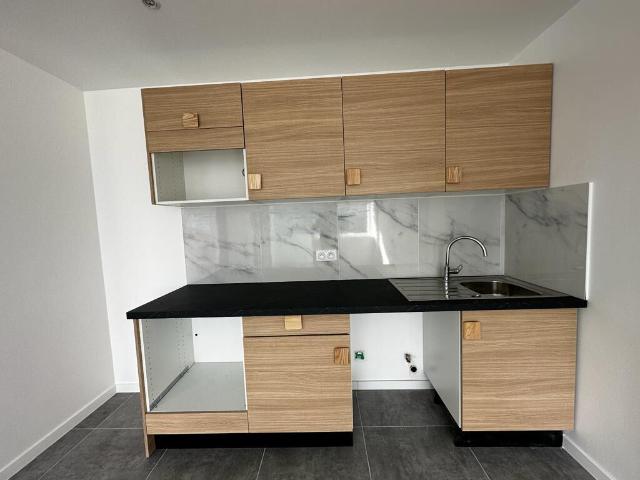 Appartement 3 pièces, 53 m² à louer à Marseille 9 13009