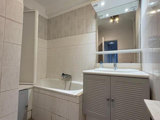 Appartement 3 pièces, 53 m² à louer à Nice 06300