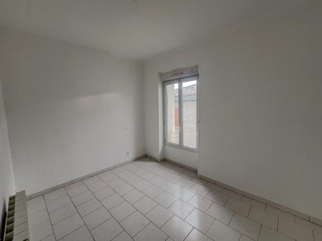 Appartement 3 pièces, 53 m² à louer à Quissac 30260
