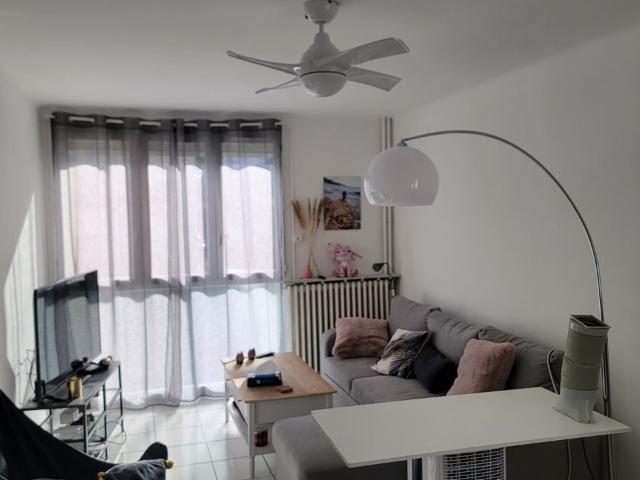 Appartement 3 pièces, 53 m² à louer à Sète 34200