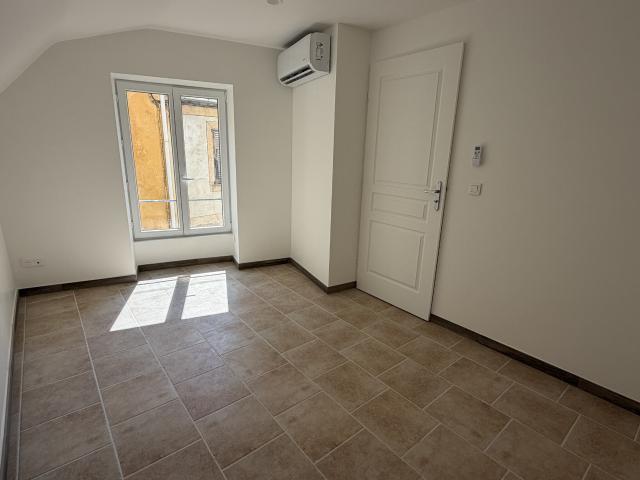 Appartement 3 pièces, 50 m² à louer à Contes 06390